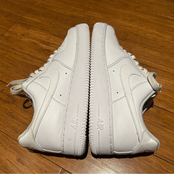 Nike Air Force 1 - Picture 2 of 6